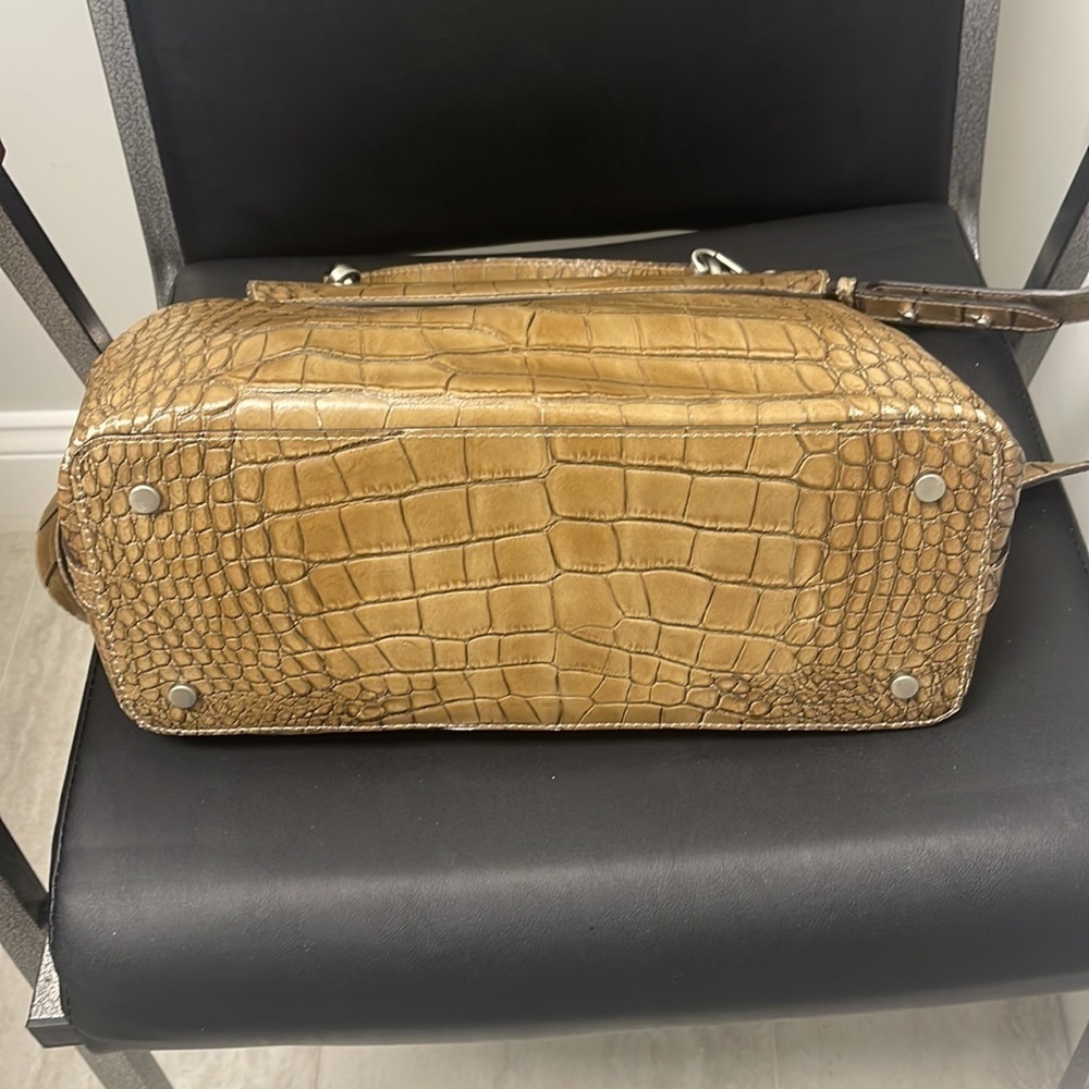 CLAUDIA Firenze Adorable Crossbody - Picture 5 of 8